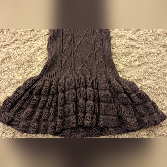 Dress - Picture 2 of 6